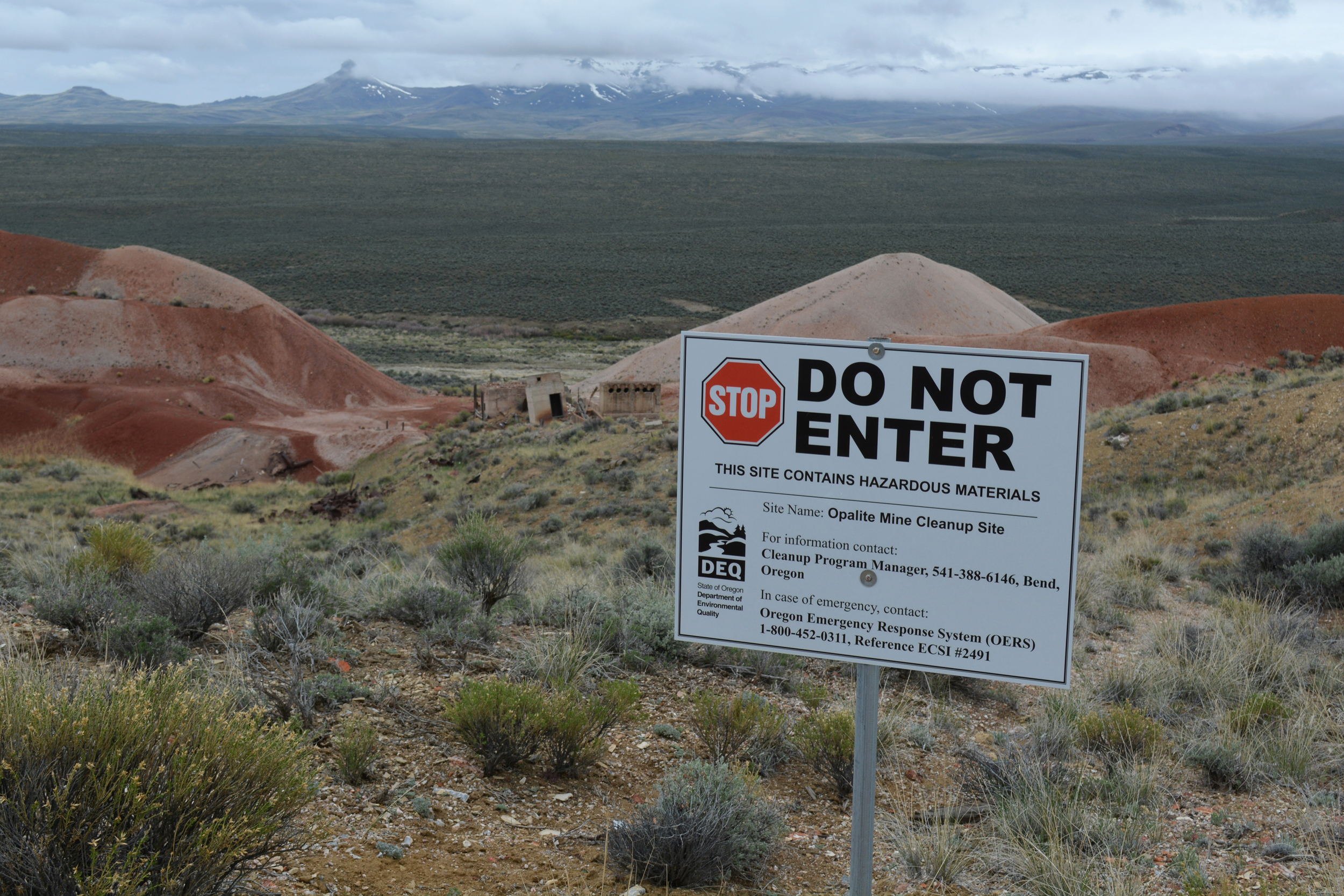 A do not enter sign is seen outside a former mercury mine in the McDermitt Caldera. Credit: Wyatt Myskow/Inside Climate News