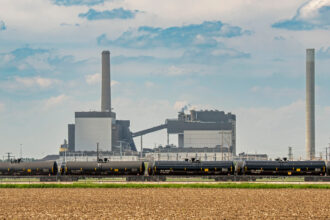 A view of the Walter Scott Jr. Energy Center, a coal-fired power plant owned MidAmerican Energy, in Council Bluffs, Iowa. Credit: Michael Siluk/Universal Images Group via Getty Images