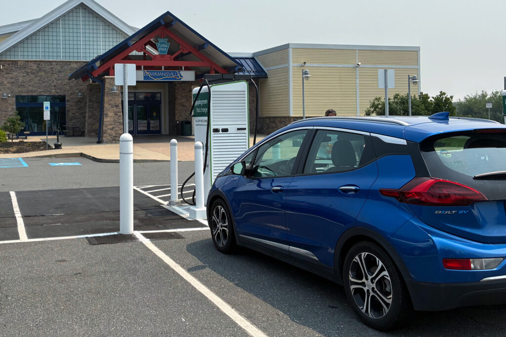 A publicly-subsidized charging station located at a Pennsylvania Turnpike rest stop in Lancaster County. Credit: Kyle Bagenstose/Inside Climate News