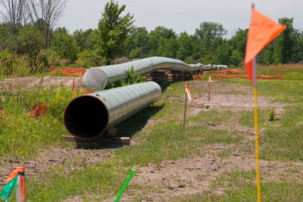Michigan Spill Prompts Federal Probe of Energy Transfer Pipelines’ Safety