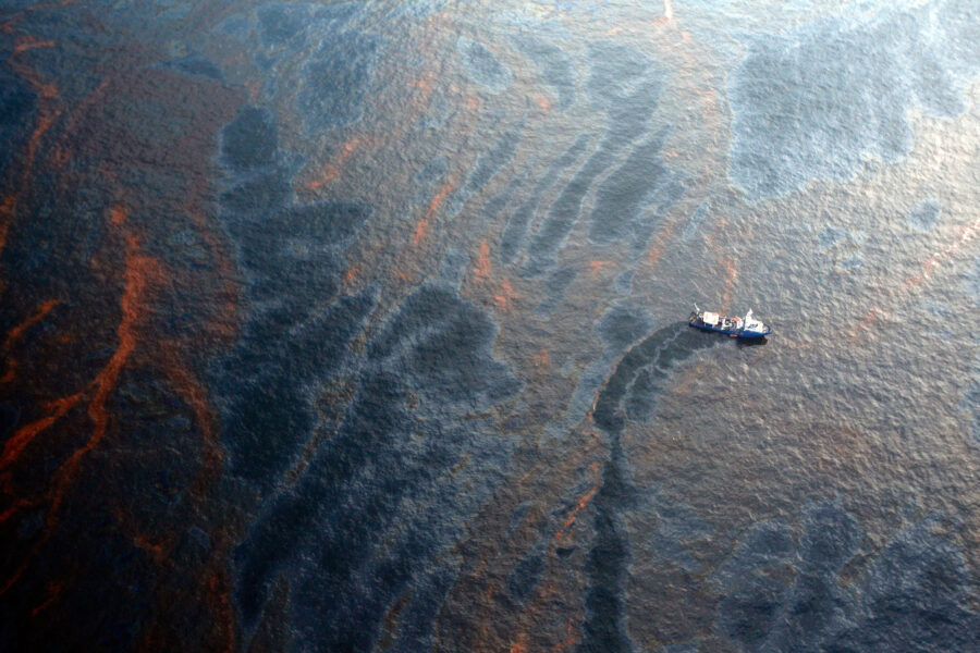 A boat works to collect oil from the Deepwater Horizon spill in the Gulf of Mexico on April 28, 2010, near New Orleans. Credit: Chris Graythen/Getty Images