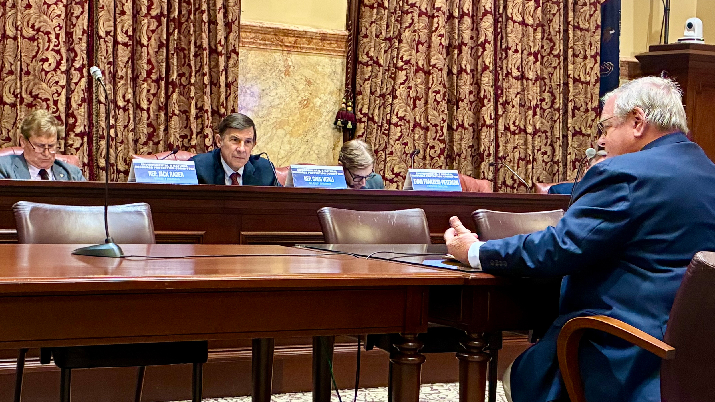 State Rep. Greg Vitali (center) listens to testimony from David Hess, a former secretary of the state’s Department of Environmental Protection, during a committee hearing on Oct. 5. Credit: Kyle Bagenstose/Inside Climate News
