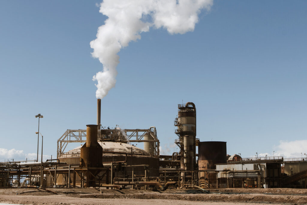 A geothermal power facility operates along the southeastern shore of the Salton Sea near Calipatria, Calif. Credit: Carla Samon Ros/CJI