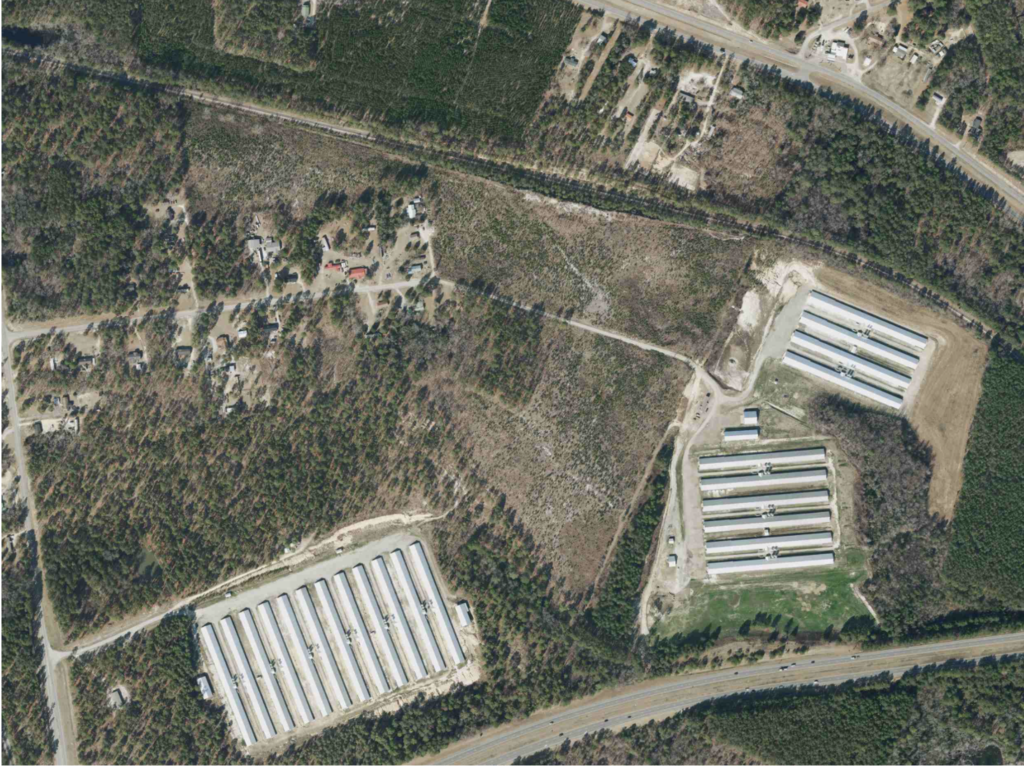 Poultry CAFOs lack waste lagoons, which distinguishes them from swine factory farms. Credit: NC One Map, E-I-E-I-O-No